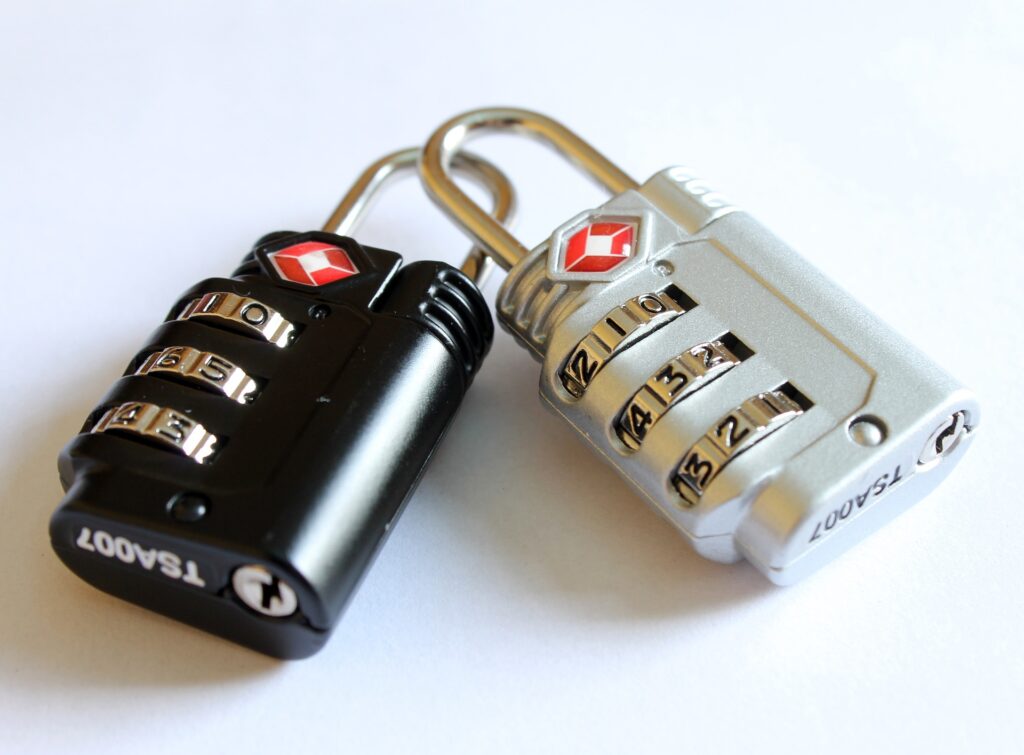 gadini padlocks 597815 1920