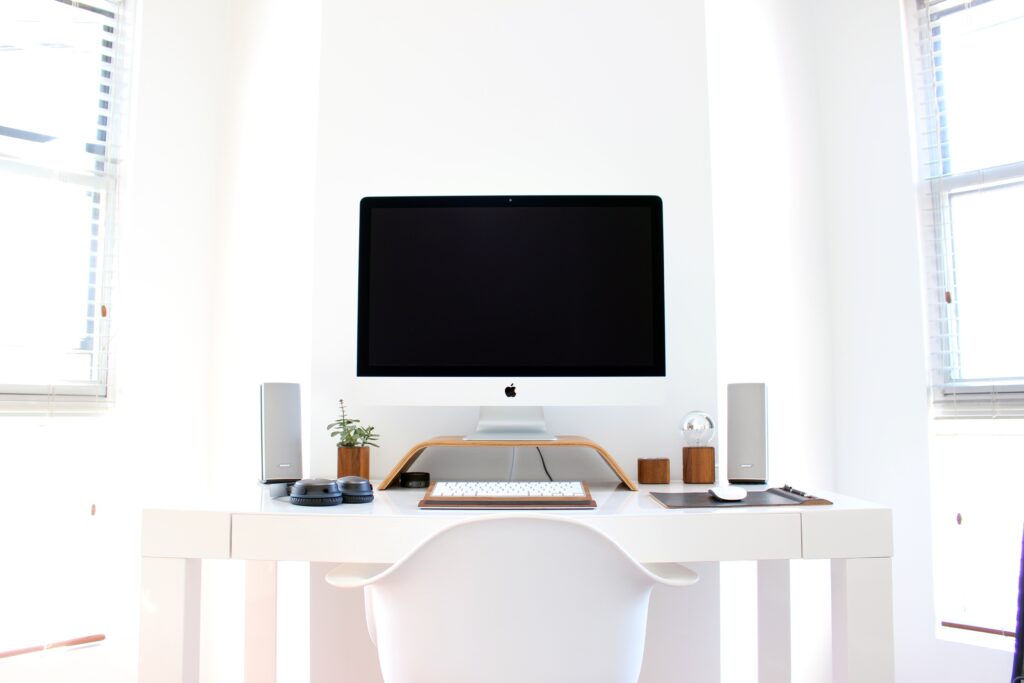 pexels apple 1834328